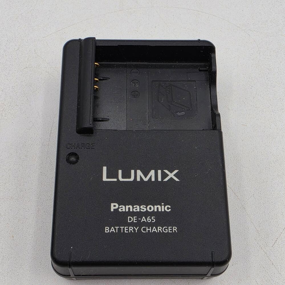 Panasonic Lumix DE-A65 Battery Charger Black Camera DMW-BCG10 OEM